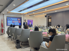 <b>具有MBA学历和多年的外企及大型国企办事</b>